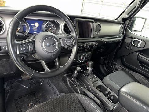 Used 2021 Jeep Wrangler Sport image 17