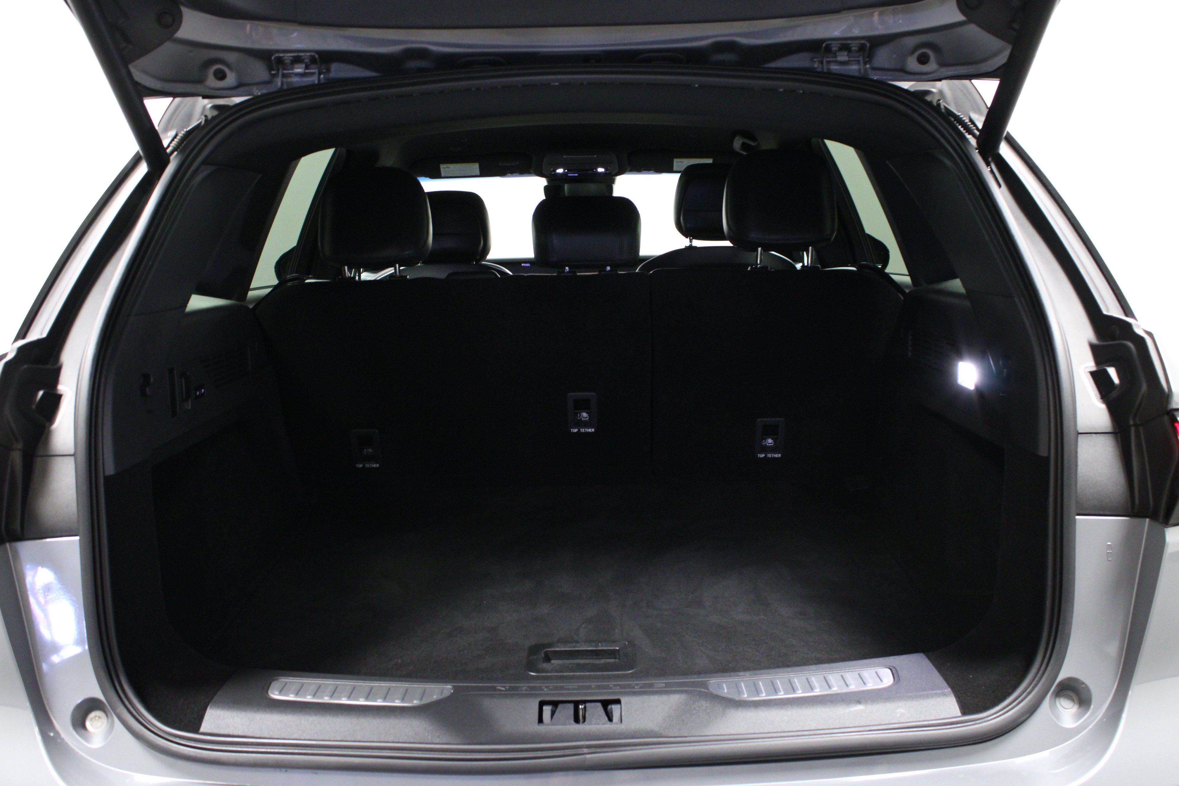 Used 2024 Lincoln Nautilus Reserve w/ Jet Appearance Package (87T) AWD/4WD image 14