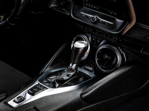 Used 2021 Chevrolet Camaro LT RWD image 22