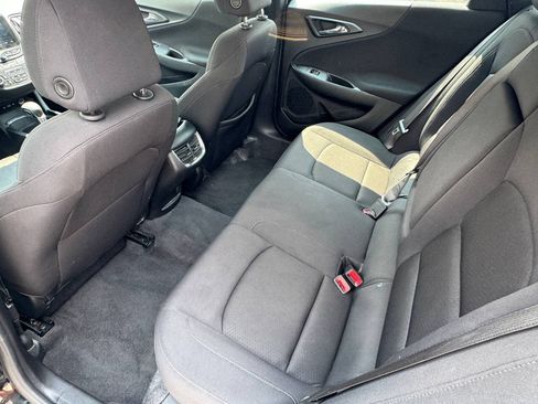 Used 2023 Chevrolet Malibu LT FWD image 14