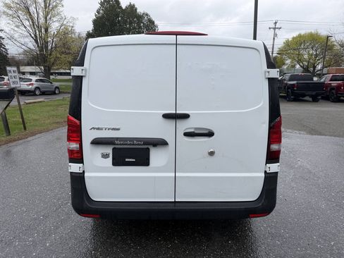 Used 2019 Mercedes-Benz Metris image 4