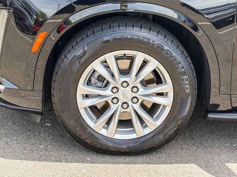 Certified 2023 Cadillac XT6 Luxury FWD image 9