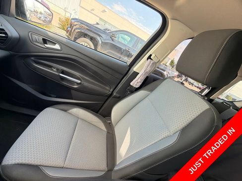 Used 2017 Ford Escape SE AWD/4WD image 12