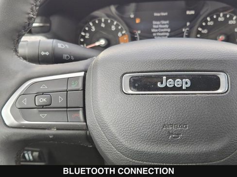 Used 2023 Jeep Compass Latitude w/ Sun and Sound Group AWD/4WD image 23