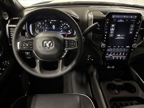 Used 2025 RAM 3500 Laramie image 11