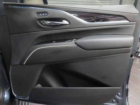 Certified 2021 Cadillac Escalade Sport w/ Driver Assist Tech Package image 14