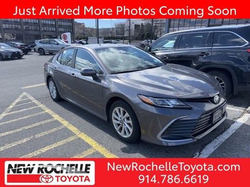 Used 2023 Toyota Camry LE image 1