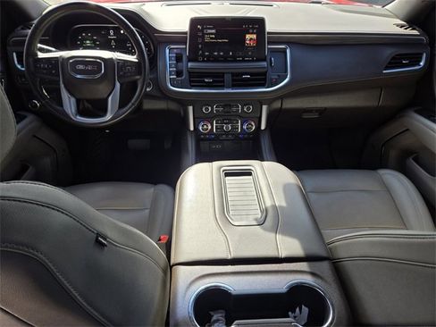 Used 2022 GMC Yukon SLT w/ SLT Premium Package image 10