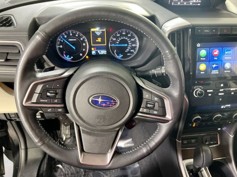 Used 2022 Subaru Ascent Touring image 11