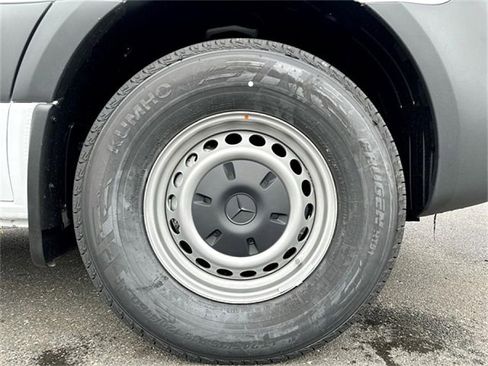 New 2025 Mercedes-Benz Sprinter 2500 image 2
