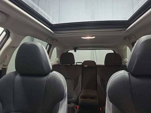 Used 2019 Subaru Forester Premium w/ All-Weather Package AWD/4WD image 18