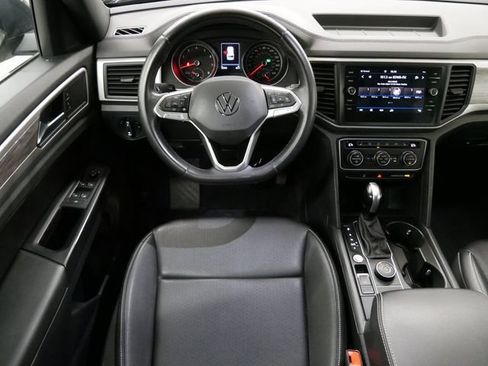 Used 2020 Volkswagen Atlas Cross Sport SE AWD/4WD image 11