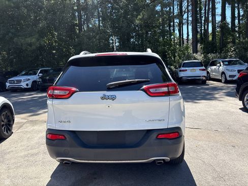 Used 2014 Jeep Cherokee Limited AWD/4WD image 6
