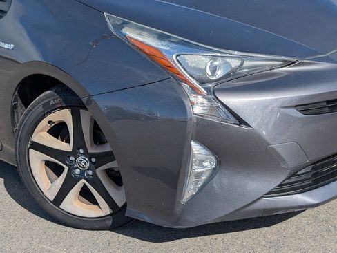 Used 2016 Toyota Prius Three Touring w/ Preferred Accessory Package image 10