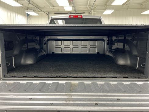 Used 2020 RAM 3500 Tradesman w/ Chrome Appearance Group image 23