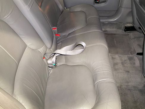 Used 2002 Buick Park Avenue FWD image 17