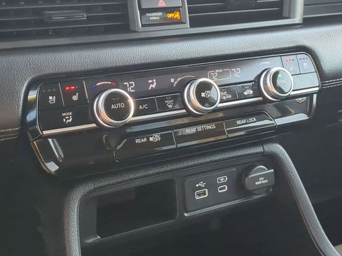 Certified 2024 Honda Pilot Elite image 26