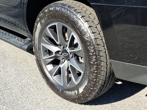 Certified 2023 Chevrolet Tahoe Z71 AWD/4WD image 8