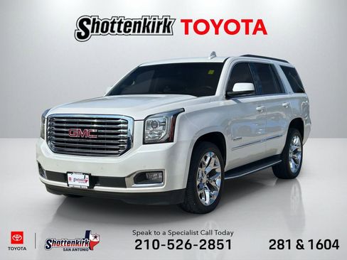 Used 2017 GMC Yukon SLT w/ Premium Edition image 1
