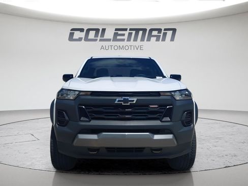 Used 2024 Chevrolet Colorado Trail Boss AWD/4WD image 8