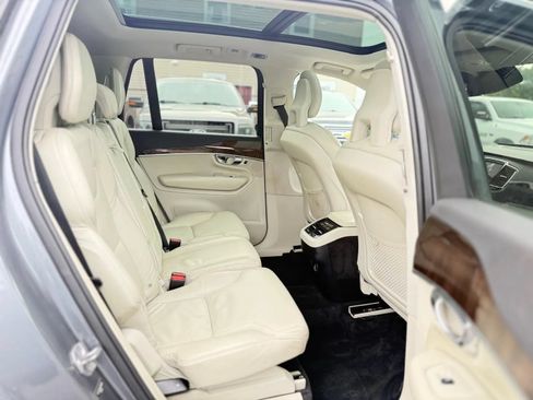Used 2016 Volvo XC90 T6 Momentum AWD/4WD image 11