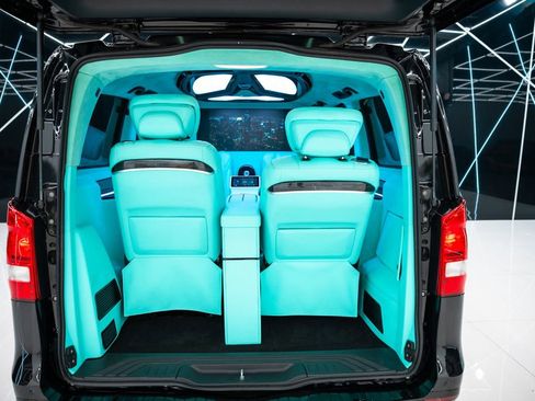 Used 2023 Mercedes-Benz Metris Passenger image 50