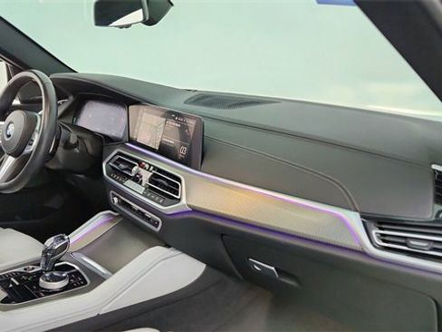 Used 2023 BMW X6 xDrive40i w/ M Sport Package image 22