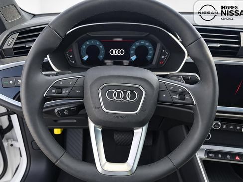 Used 2025 Audi Q3 2.0T Premium w/ Convenience Package AWD/4WD image 9