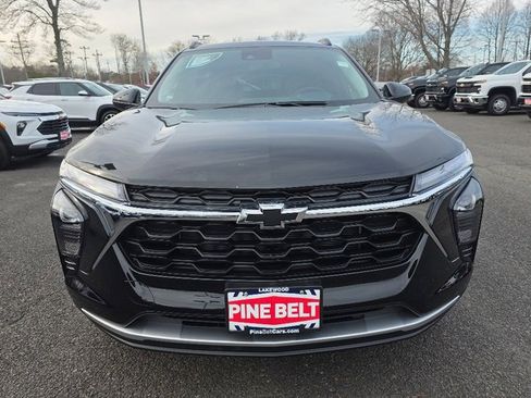 New 2026 Chevrolet Trax LT w/ Driver Confidence Package image 6