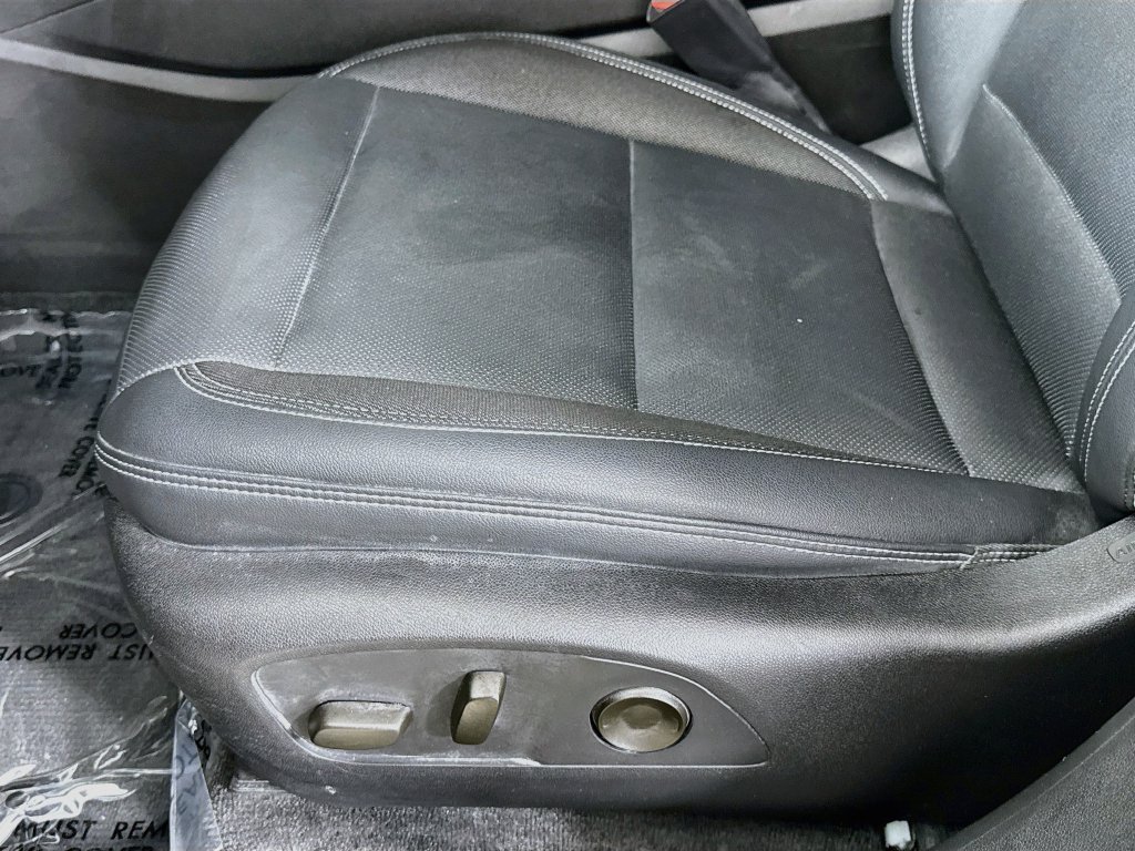 Used 2024 Chevrolet Blazer EV LT AWD/4WD image 22
