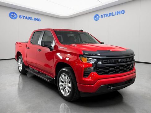 Used 2025 Chevrolet Silverado 1500 Custom RWD image 14