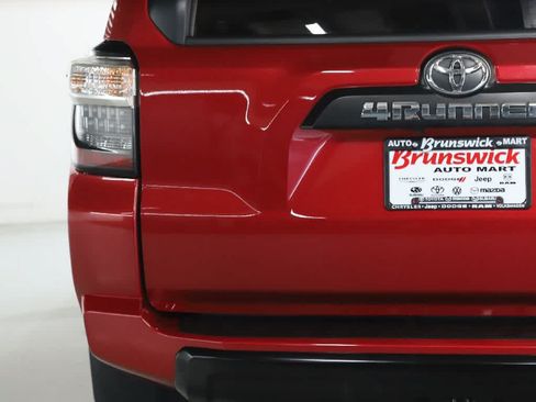 Used 2017 Toyota 4Runner TRD Pro AWD/4WD image 42