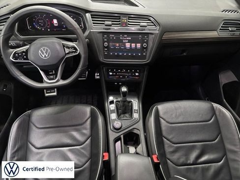 Used 2022 Volkswagen Tiguan SEL R-Line image 19