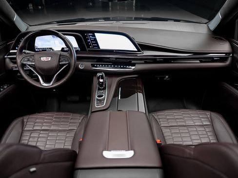 Used 2024 Cadillac Escalade Sport Platinum w/ LPO, Floor Liner Package image 40