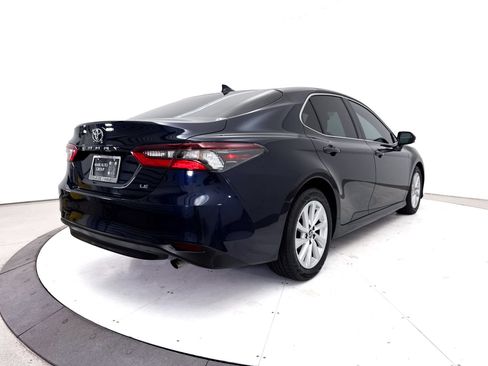 Used 2022 Toyota Camry LE w/ Carpet Mat Package (TMS) FWD image 17