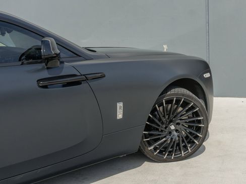 Used 2016 Rolls-Royce Wraith RWD image 43