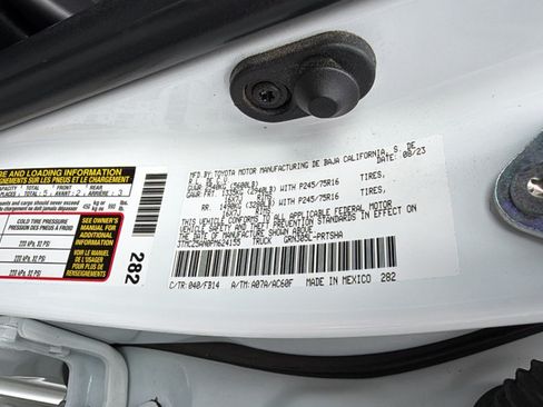 Certified 2023 Toyota Tacoma SR AWD/4WD image 30