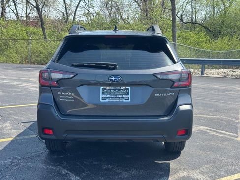 Used 2023 Subaru Outback image 8