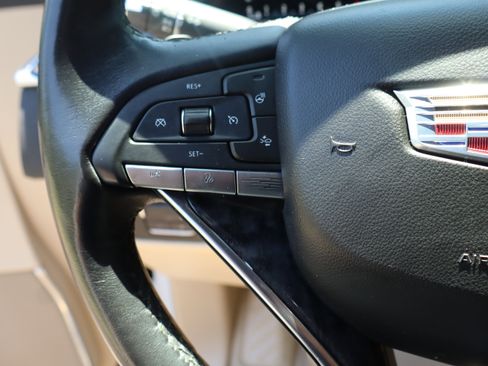 Used 2021 Cadillac Escalade Premium Luxury w/ Driver Assist Tech Package AWD/4WD image 25