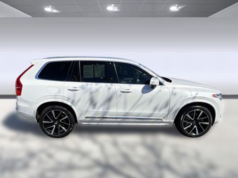 Used 2023 Volvo XC90 B6 Plus w/ Protection Package Premier image 8