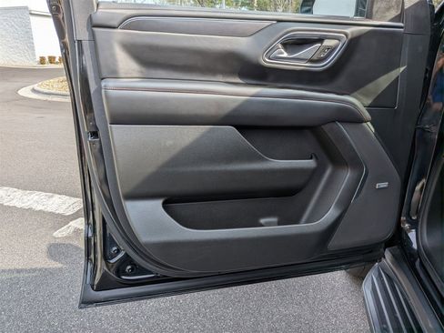 Used 2021 Chevrolet Tahoe RST w/ Rear Media and Nav Package image 9