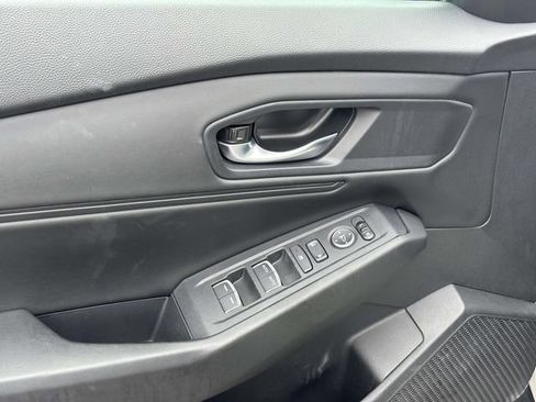 Used 2024 Honda Accord EX image 17