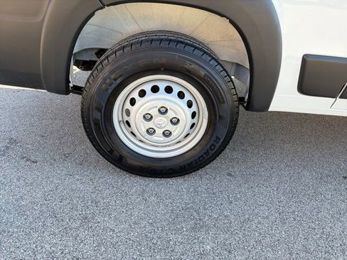 Used 2024 RAM ProMaster 2500 image 46