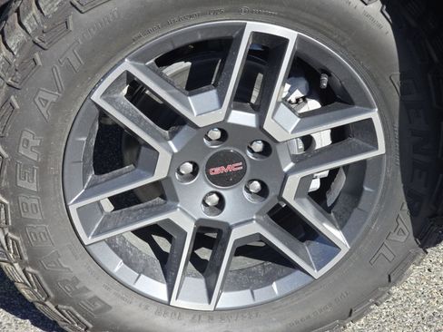 New 2026 GMC Terrain AT4 w/ Convenience Package III image 19