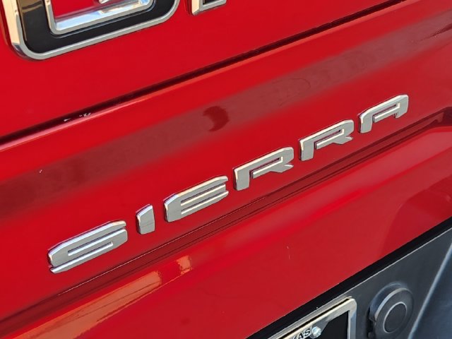 Used 2022 GMC Sierra 1500 Elevation RWD image 9