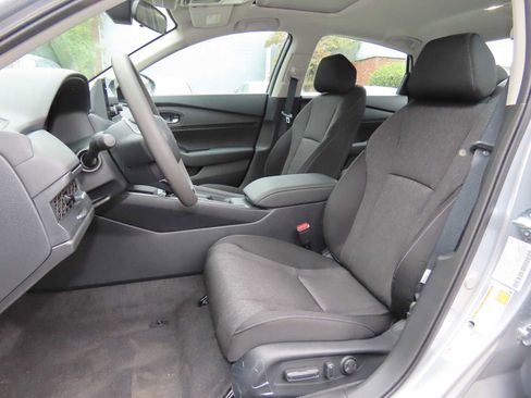 New 2025 Honda Accord SE image 11