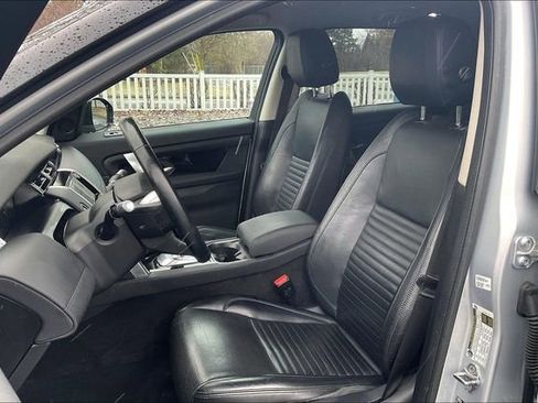 Used 2020 Land Rover Discovery Sport S image 24