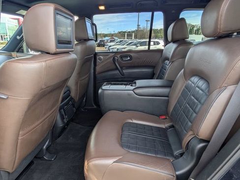 Used 2019 Nissan Armada Platinum w/ Captain's Chairs Package image 10