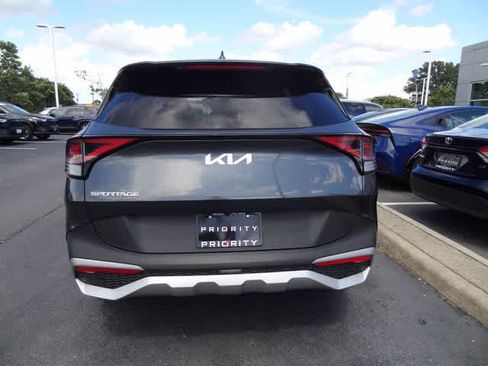 Used 2023 Kia Sportage EX FWD image 6