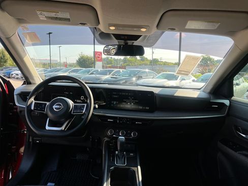 Certified 2025 Nissan Kicks SV FWD image 22